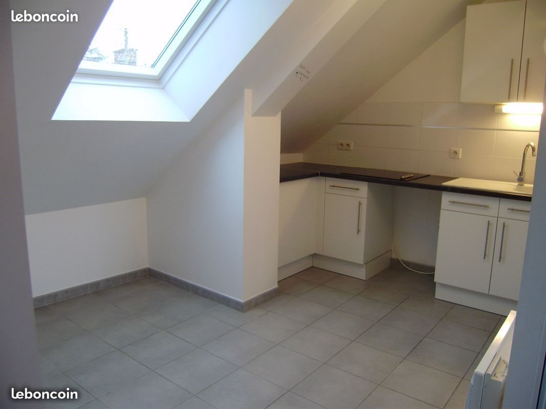 Appartement à louer, 31m², La Mézière