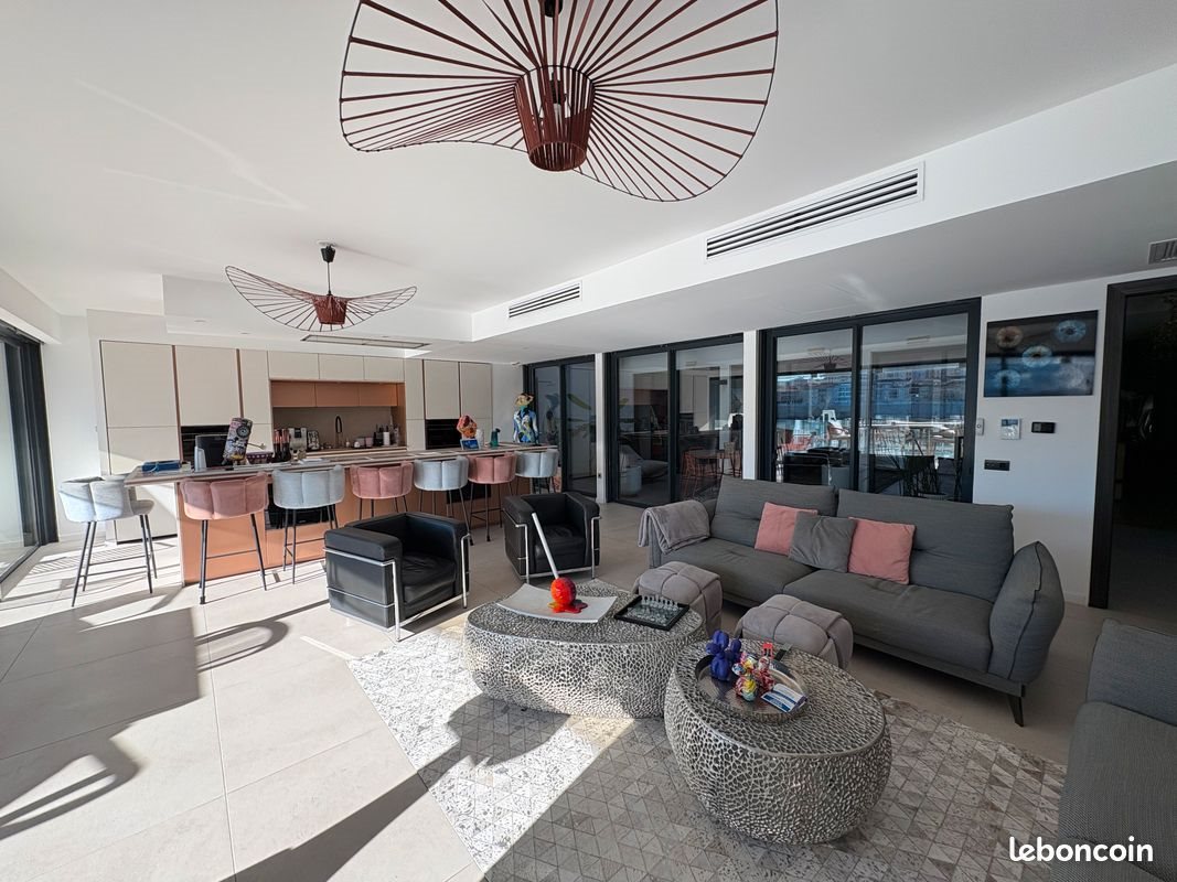 Appartement à louer, 150m², Marseille 7ème