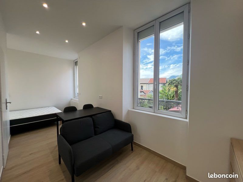 Appartement à louer, 20m², Grenoble