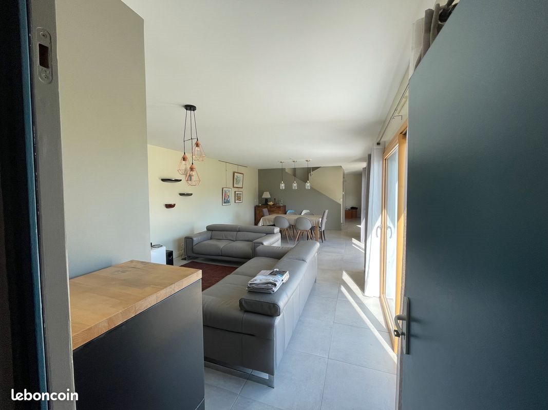 Maison à louer, 155m², Theix-Noyalo