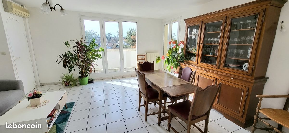 Appartement à louer, 78m², Andrézieux-Bouthéon