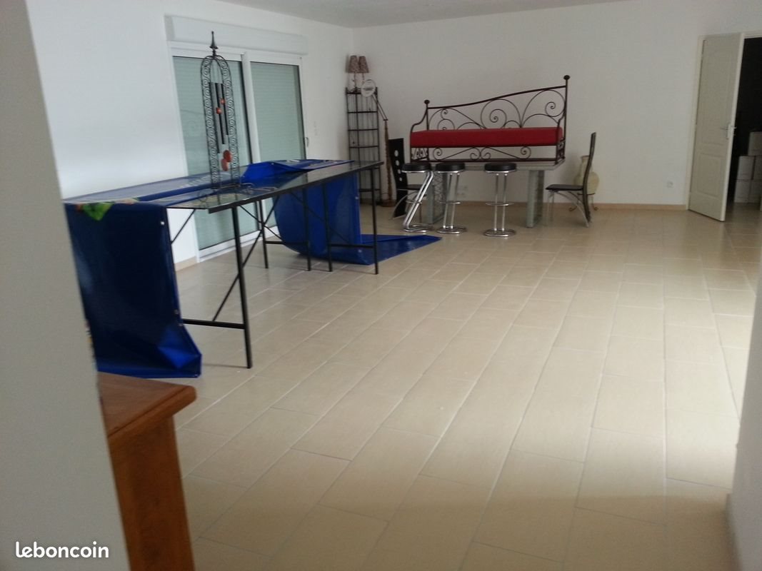 Maison à louer, 145m², Mazeray