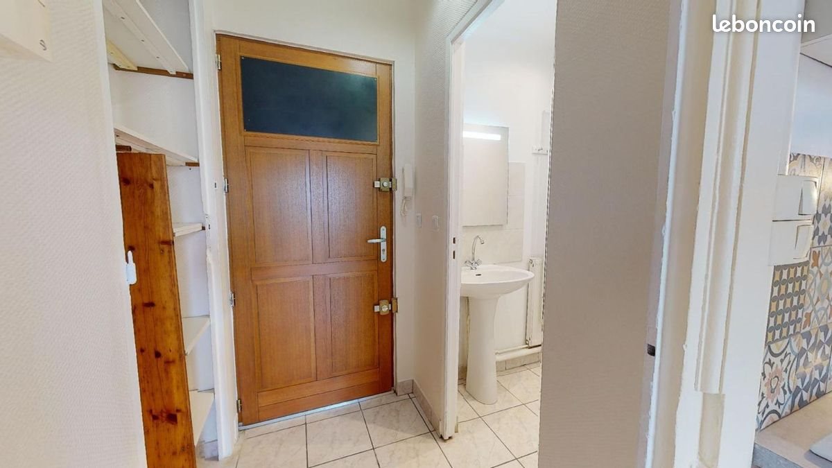 Appartement à louer, 22m², Saint-Etienne