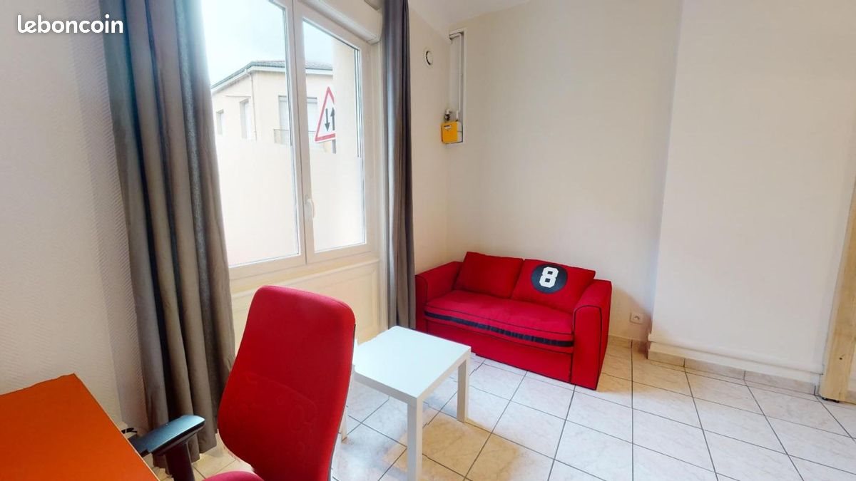 Appartement à louer, 22m², Saint-Etienne