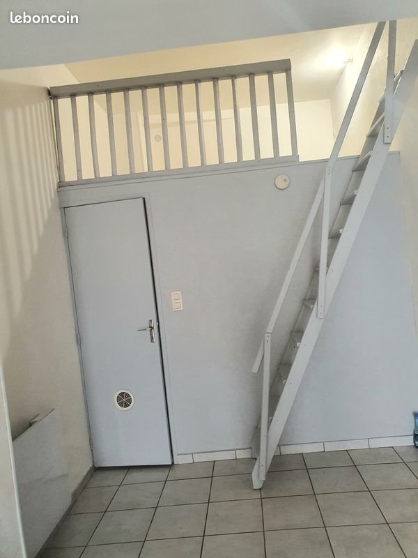 Appartement à louer, 23m², Issoire