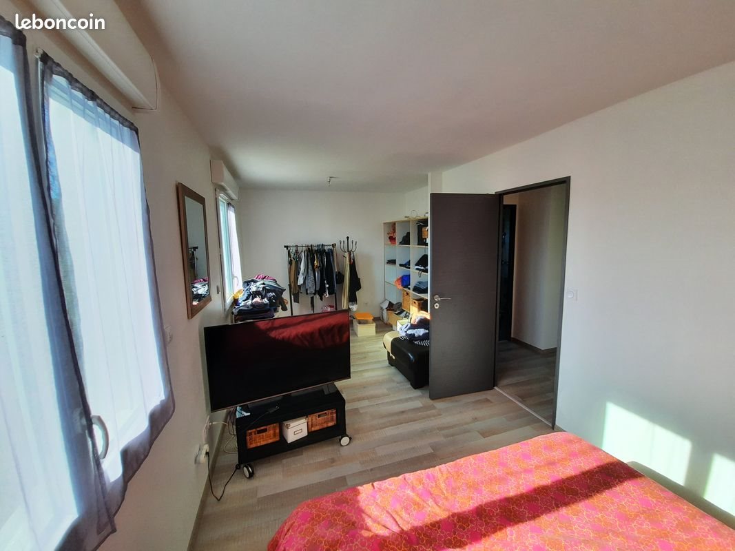 Maison à louer, 104m², Bessan