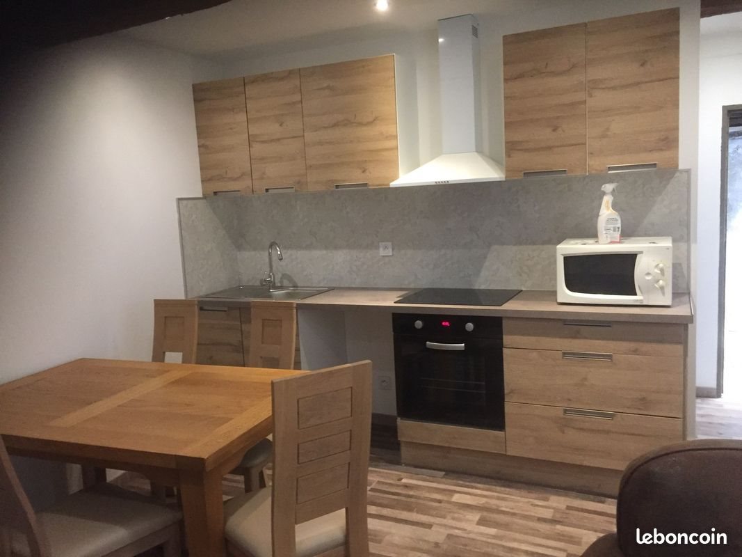 Maison à louer, 90m², Sedan