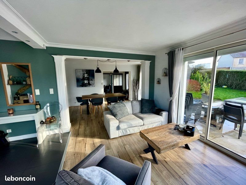 Maison à vendre, 136m², Plédran