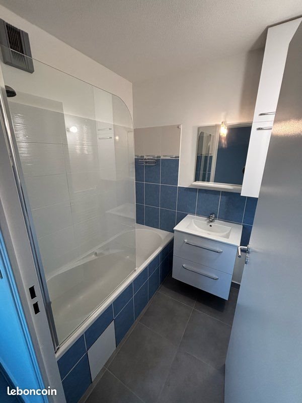 Appartement à louer, 43m², Baud