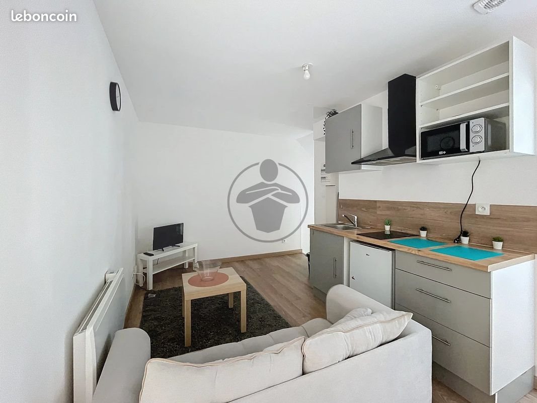 Appartement à louer, 24m², Saint-Quentin