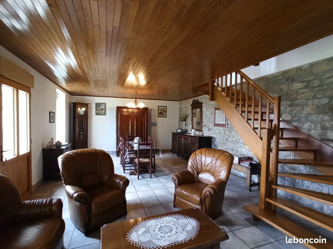 Maison à louer, 90m², Bannalec