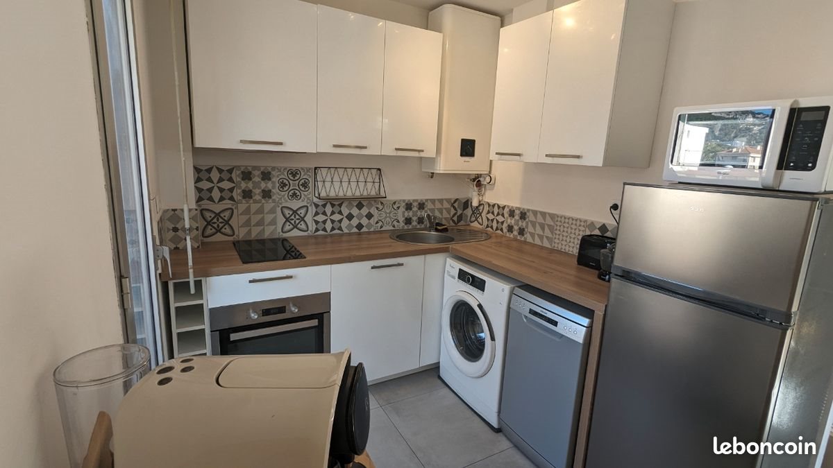 Appartement à louer, 27m², Toulon