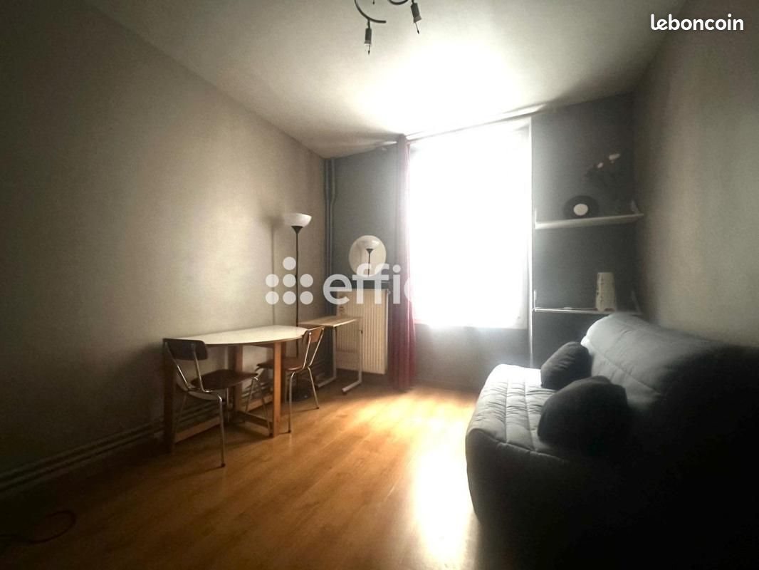 Appartement à louer, 19m², Paris 17ème