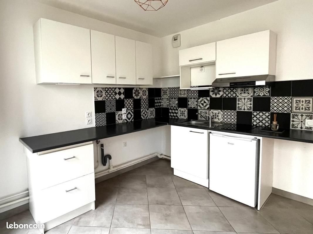 Appartement à louer, 44m², Persan