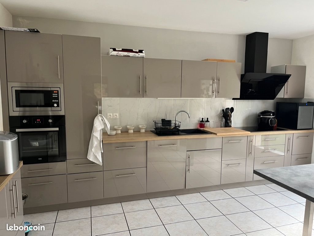 Maison à louer, 120m², Saint-Marcel