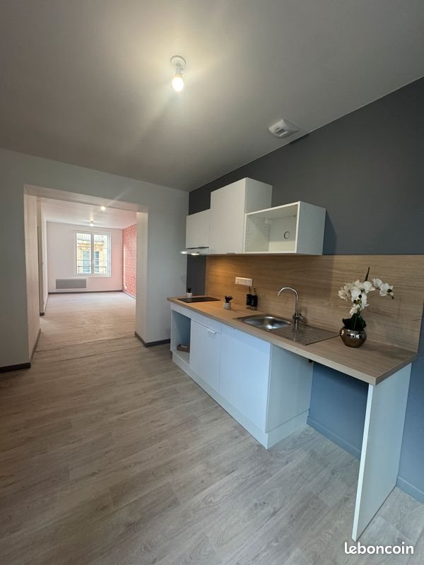Appartement à louer, 75m², Loudun