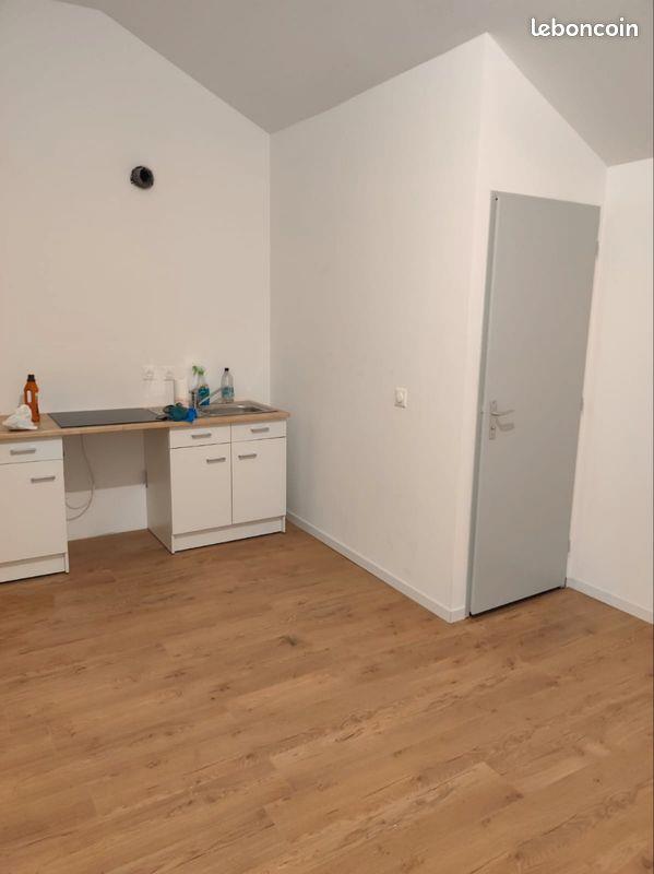 Appartement à louer, 45m², Lusignan