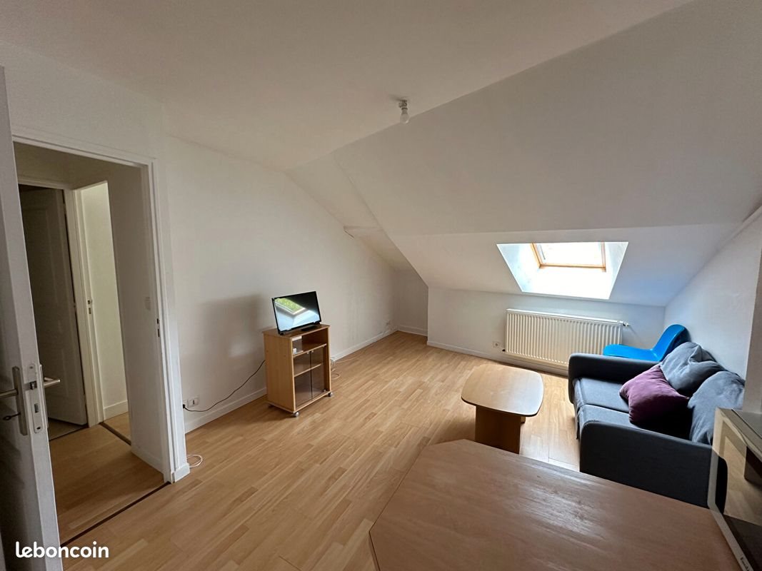 Appartement à louer, 27m², Chinon