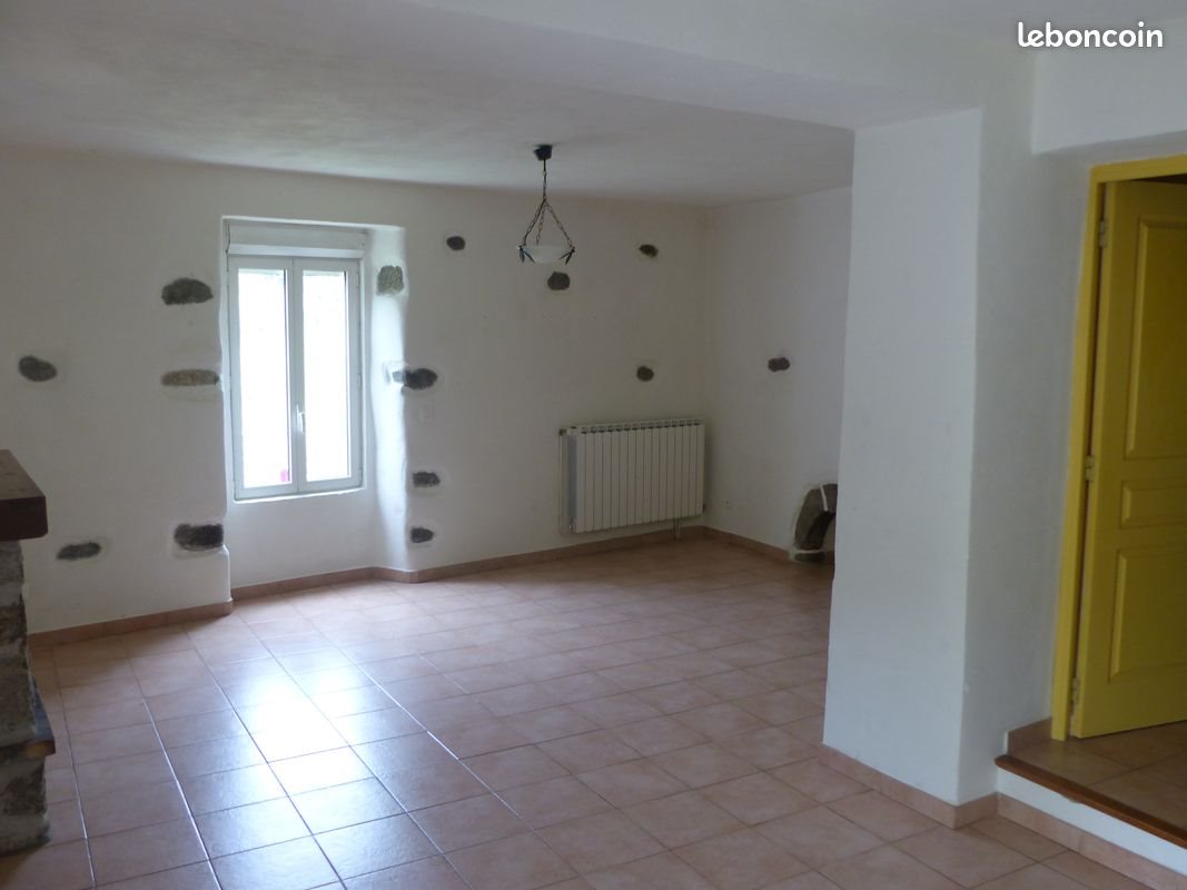 Maison à louer, 137m², Arphy