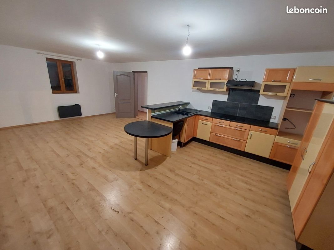 Appartement à louer, 131m², Louhans