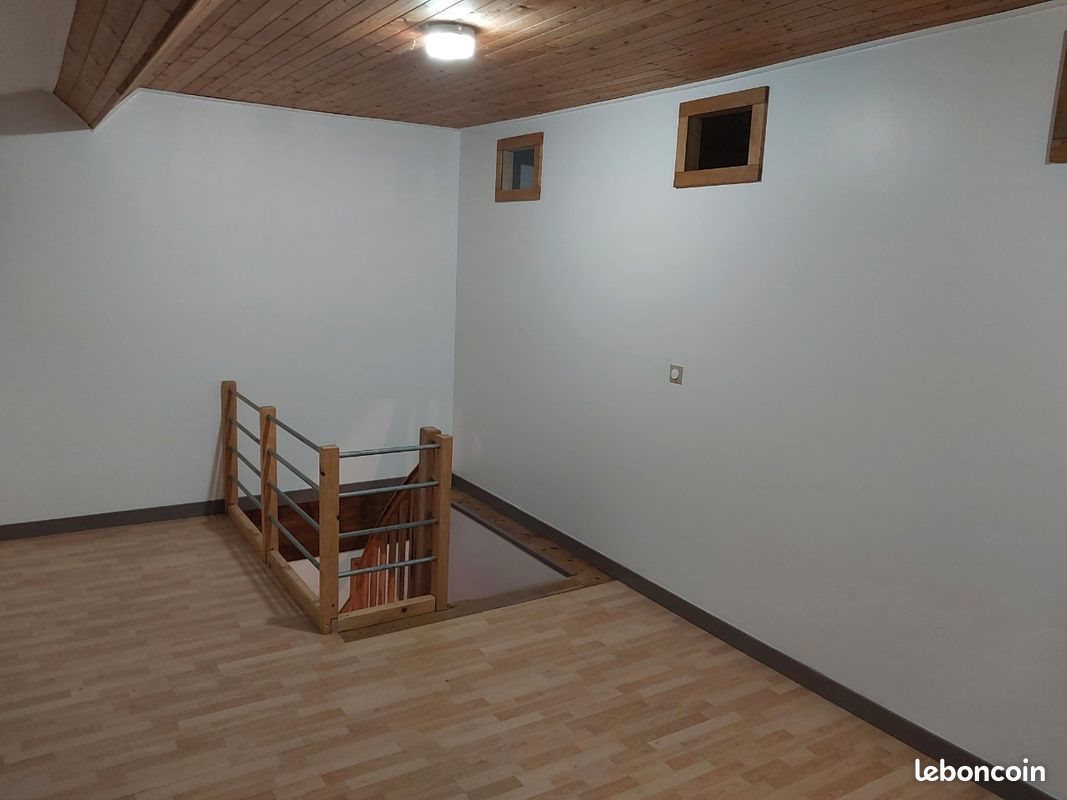 Appartement à louer, 131m², Louhans