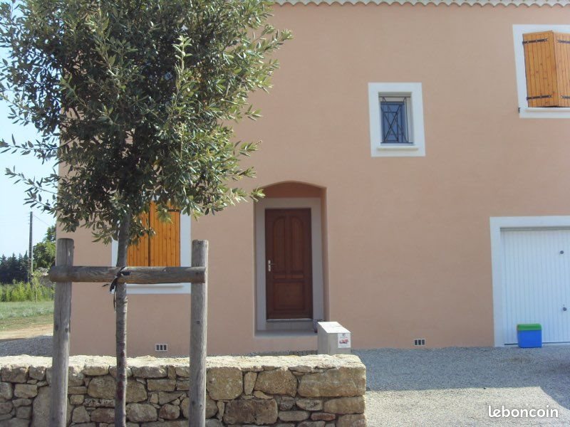 Maison à louer, 105m², Sernhac