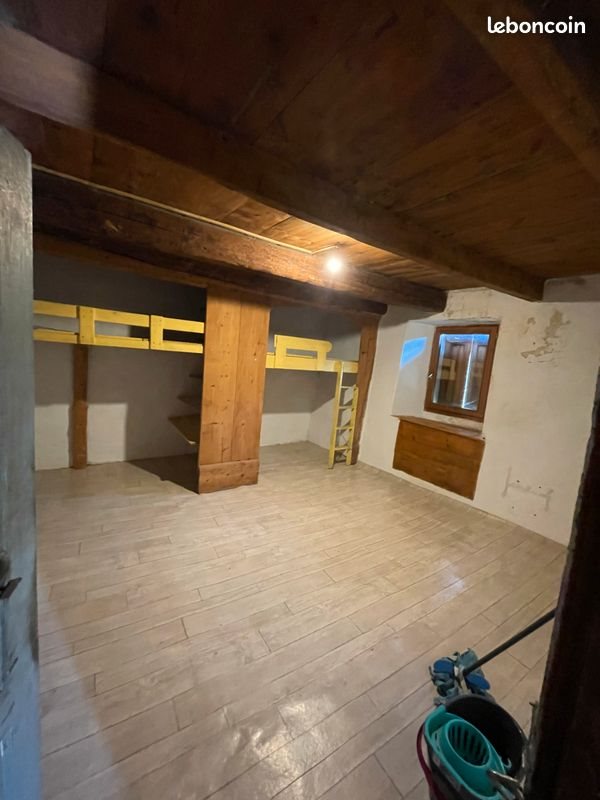 Maison à louer, 80m², Seyne (Le Grand Puy)