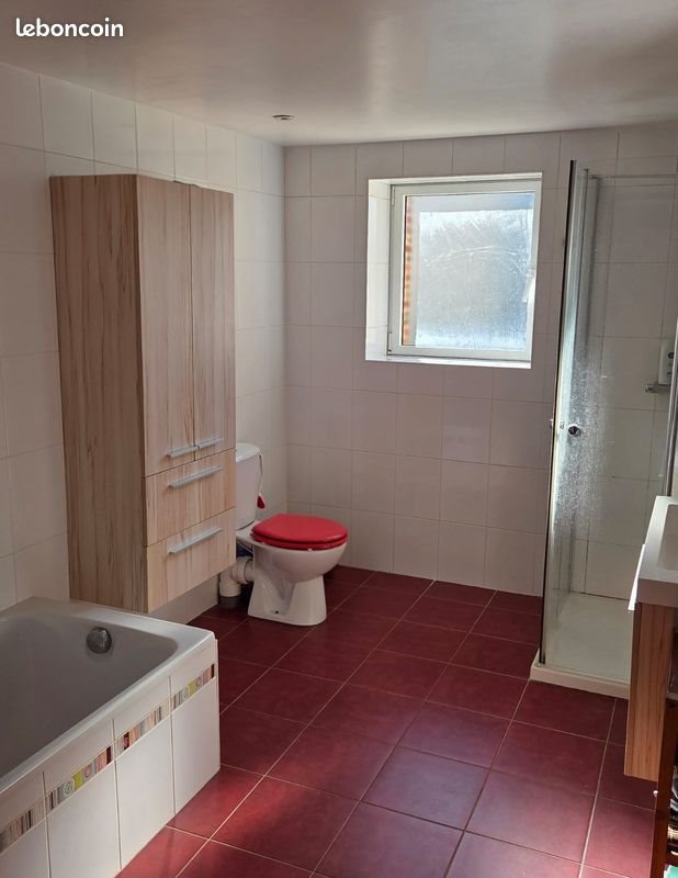 Maison à vendre, 177m², Sainte-Gemme-la-Plaine