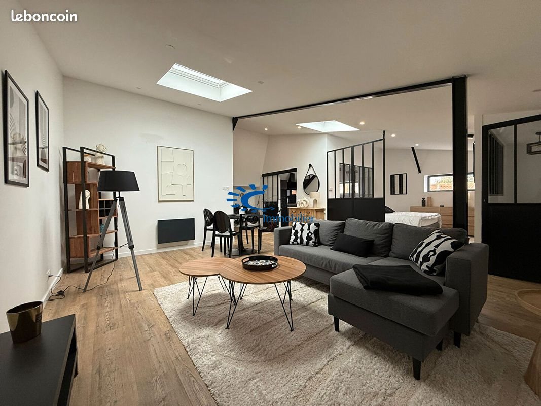 Appartement à louer, 74m², Clavette