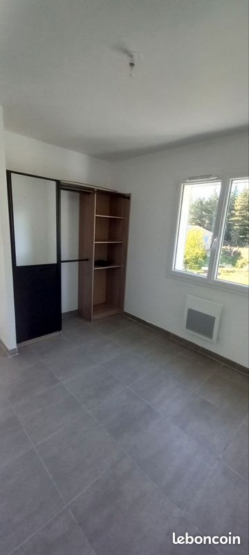 Maison à louer, 88m², Rocher