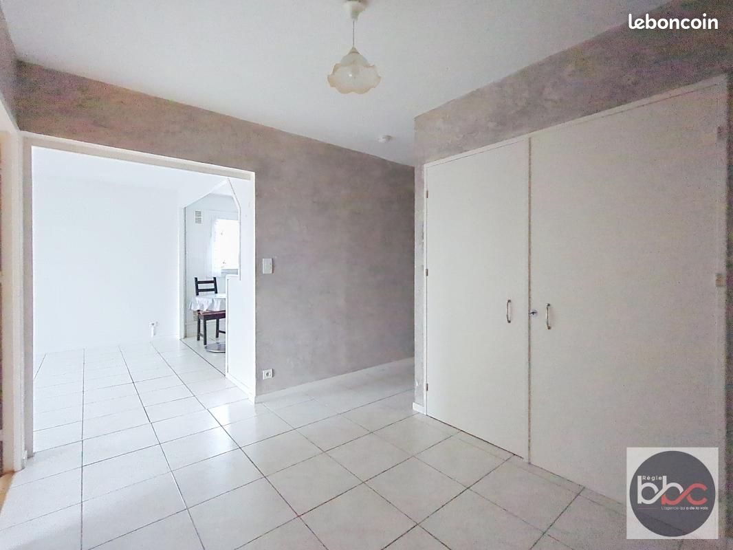 Appartement à louer, 66m², La Verpillière