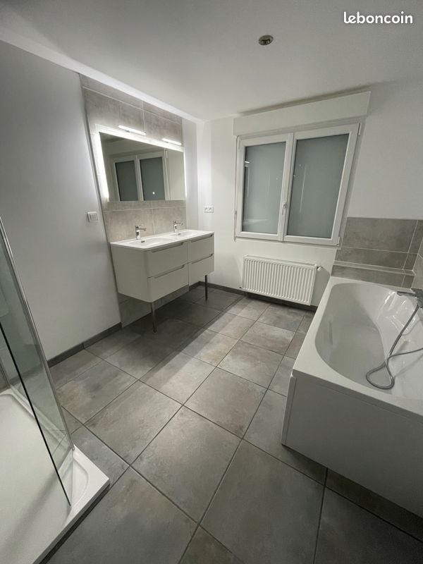 Maison à louer, 166m², Champniers