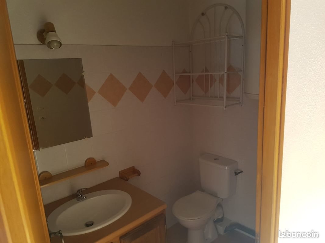 Appartement à louer, 60m², Saint-Zacharie