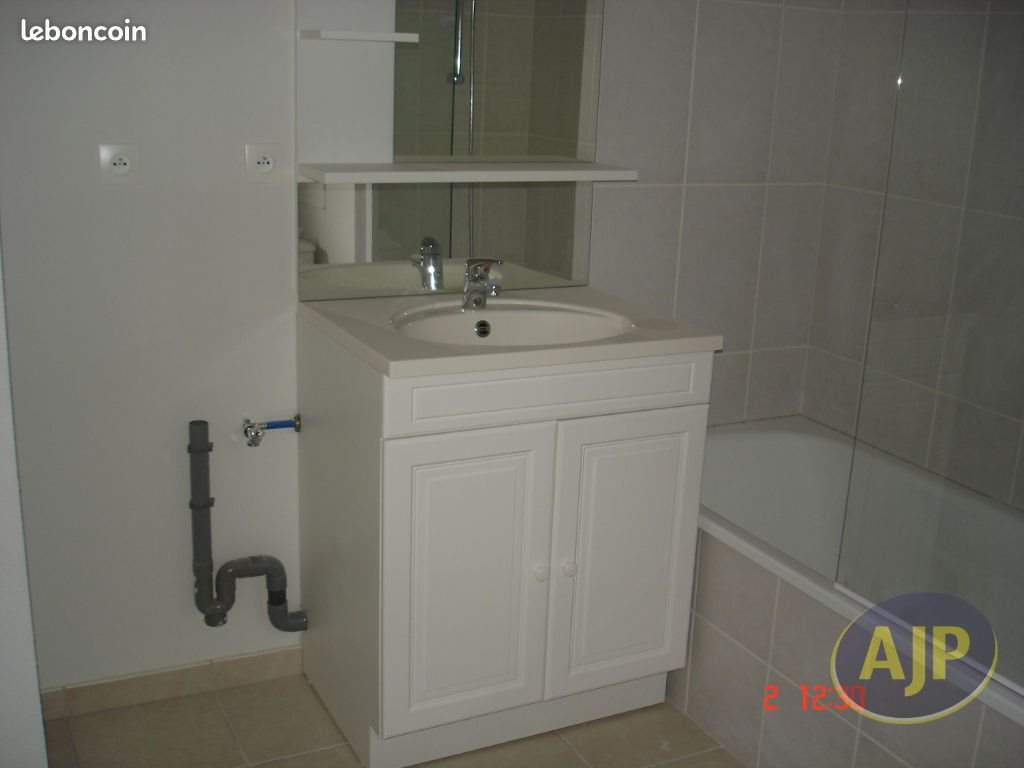 Appartement à louer, 35m², Pons