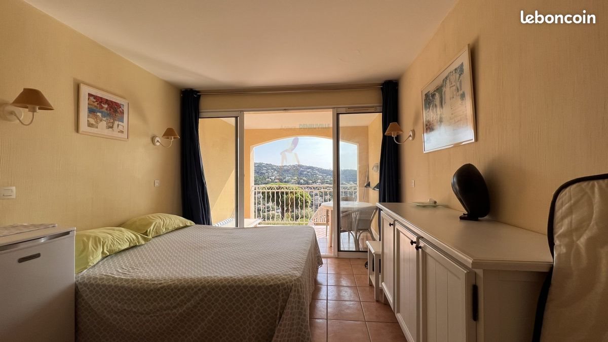 Appartement à louer, 27m², Roquebrune-sur-Argens