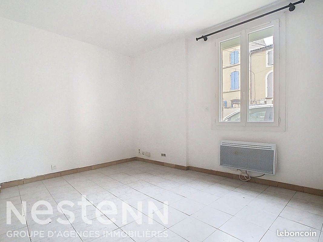 Appartement à vendre, 30m², Eyguières