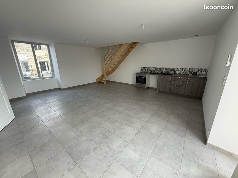 Maison à louer, 90m², Varrains