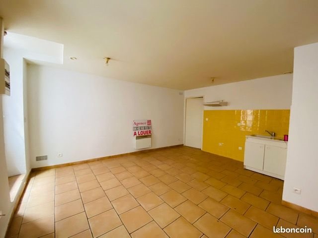 Appartement à louer, 28m², Saint-Zacharie