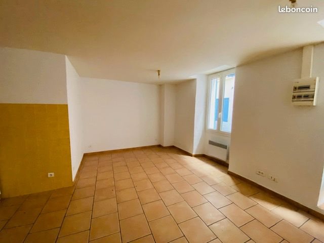 Appartement à louer, 28m², Saint-Zacharie