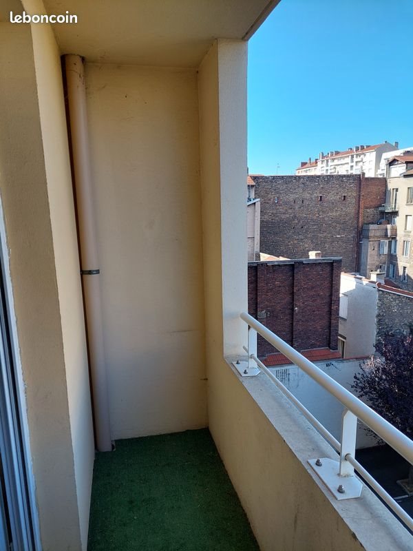 Appartement à louer, 19m², Saint-Etienne