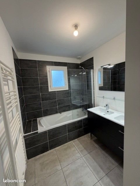 Maison à louer, 120m², Lentilly