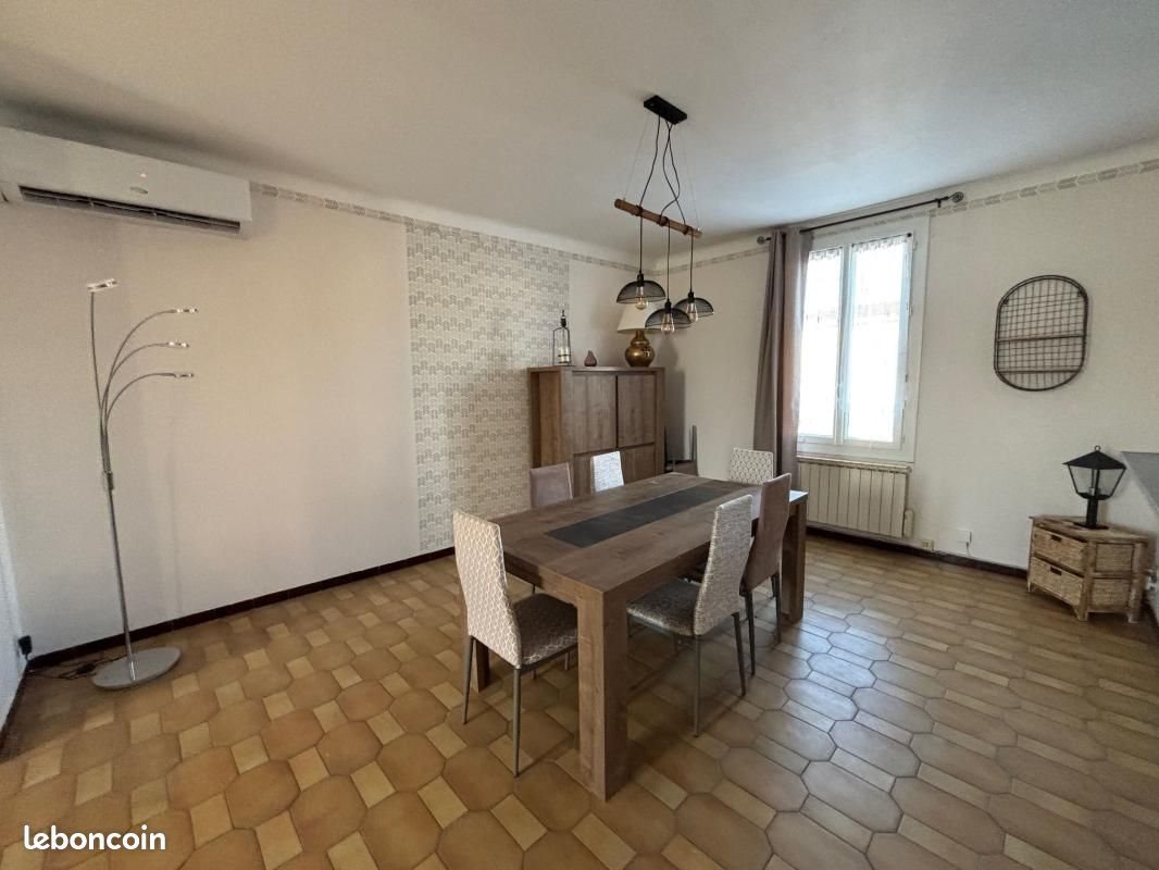 Appartement à louer, 90m², Marguerittes