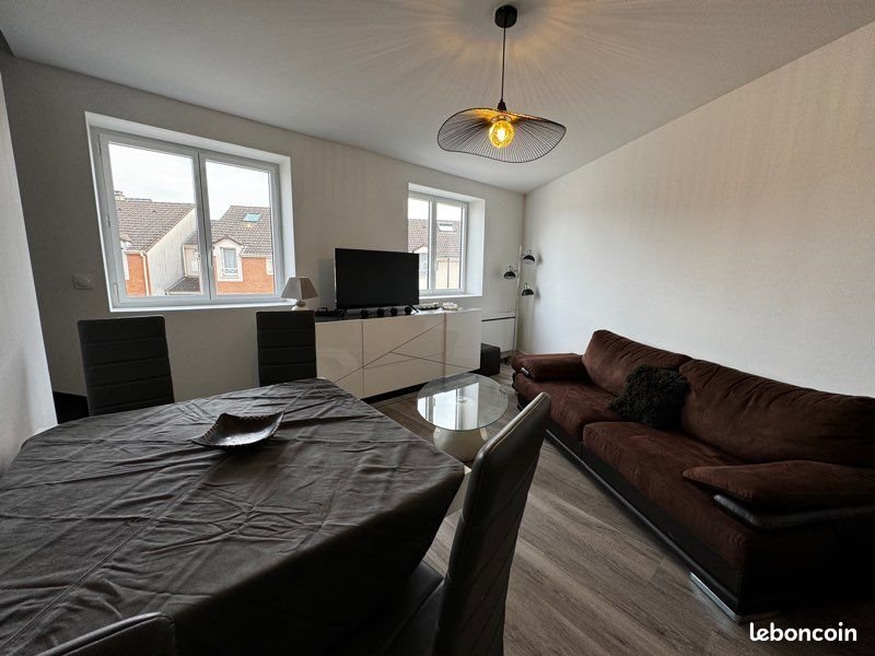 Maison à louer, 48m², Montigny-le-Bretonneux