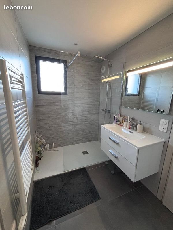 Appartement à louer, 80m², Guilherand-Granges