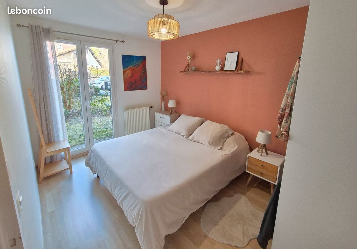 Appartement à louer, 74m², Crolles