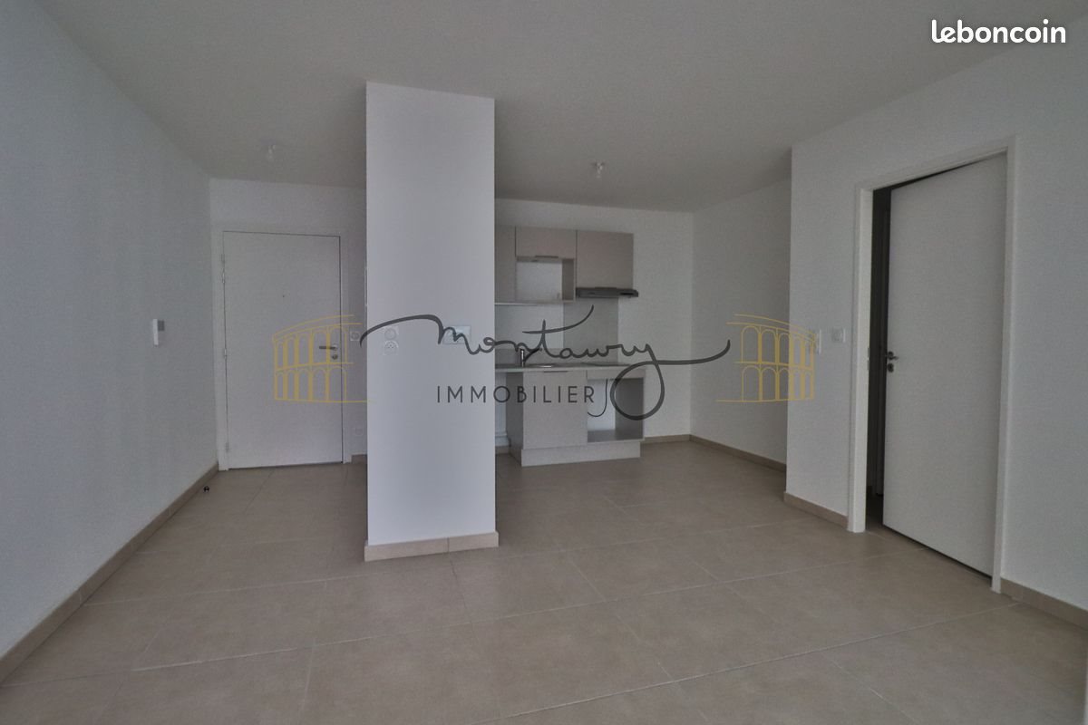 Appartement à louer, 42m², Nîmes