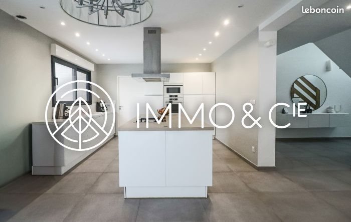 Maison à vendre, 260m², Lesquin