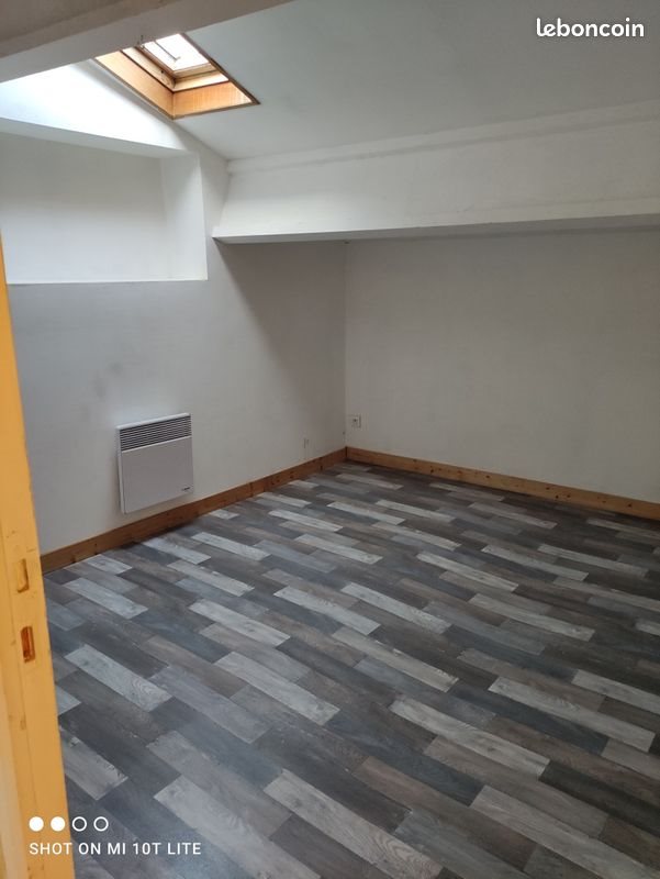 Maison à louer, 90m², Brie-sous-Chalais