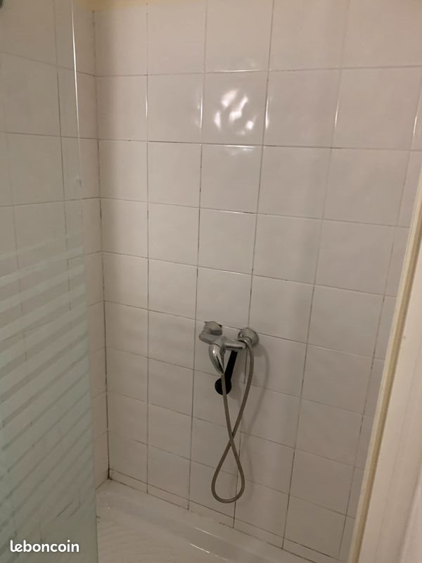 Appartement à louer, 29m², Nîmes