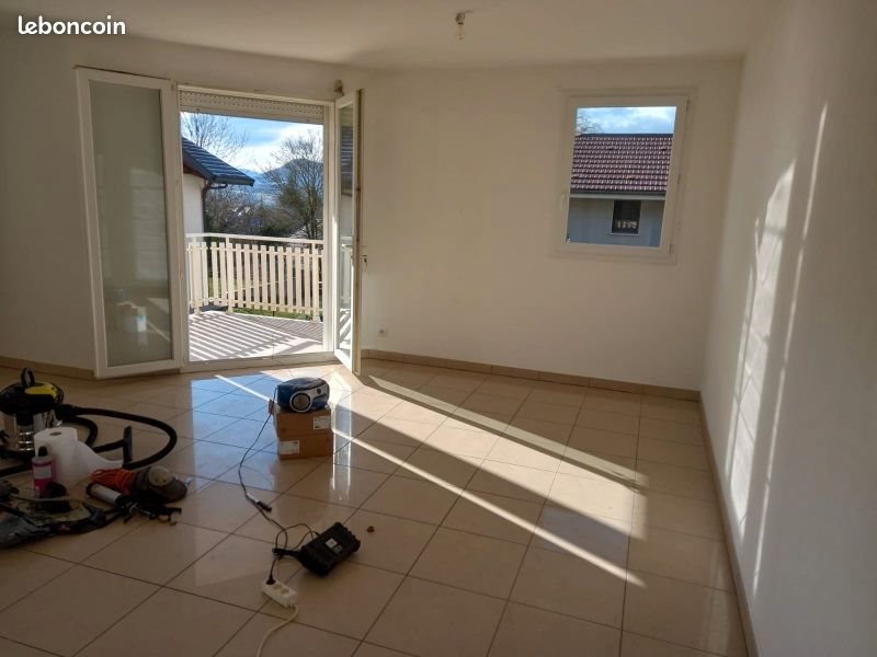 Appartement à louer, 75m², Minzier